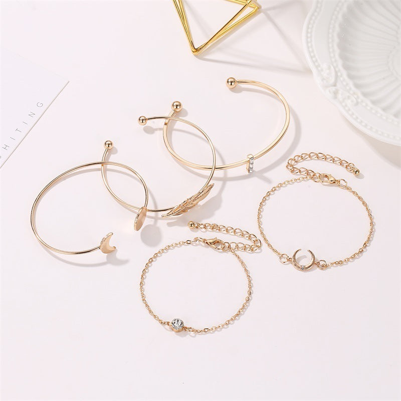 ✨Ensemble 5 Bracelets Bohème Doré pour Femme – Style Feuille, Cristal & Chaînes | Bijoux Bohème Chic & Tendance🌞