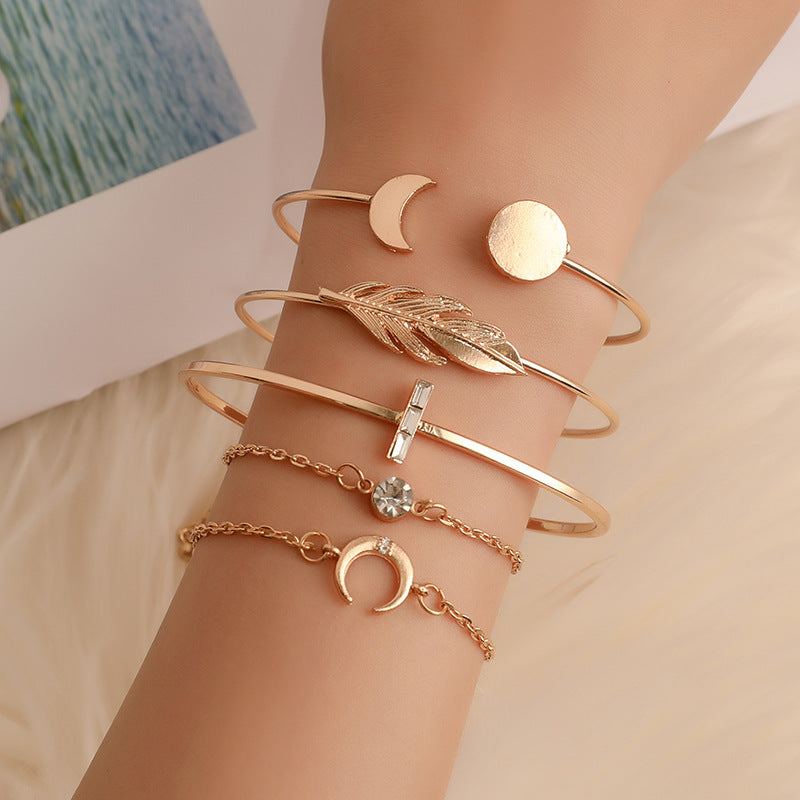 ✨Ensemble 5 Bracelets Bohème Doré pour Femme – Style Feuille, Cristal & Chaînes | Bijoux Bohème Chic & Tendance🌞