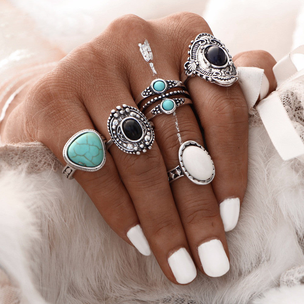 Ensemble de 5 Bagues Bohème Chic – Pierres Turquoise, Noire et Blanche💍🦋